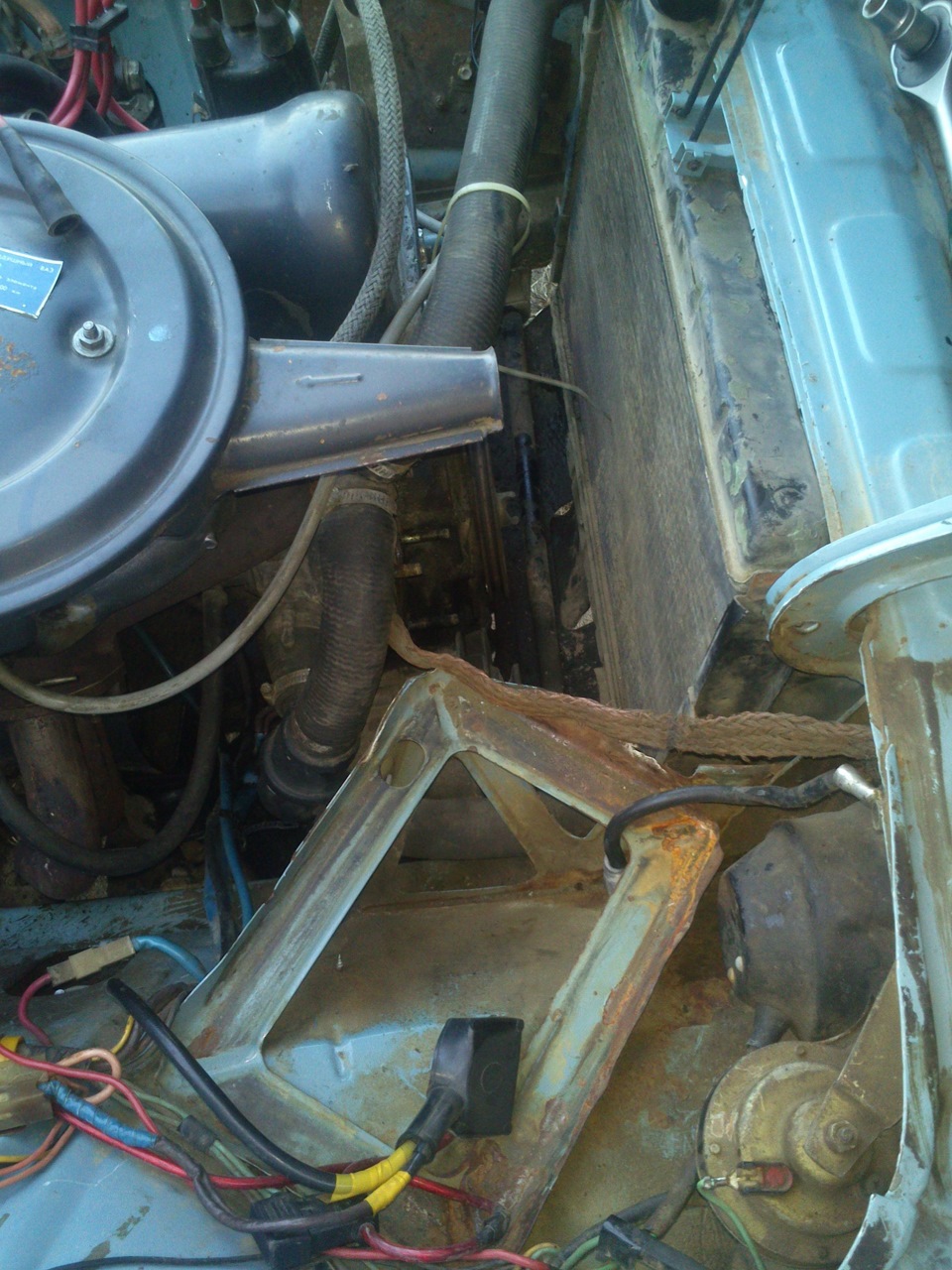 Погнало тосол из помпы… — Lada 21063, 1,3 л, 1987 года | поломка | DRIVE2