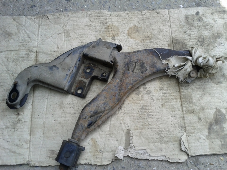 Замена сайлентблоков рычага и реактивных тяг. — Geely CK, 1,5 л, 2008 ...