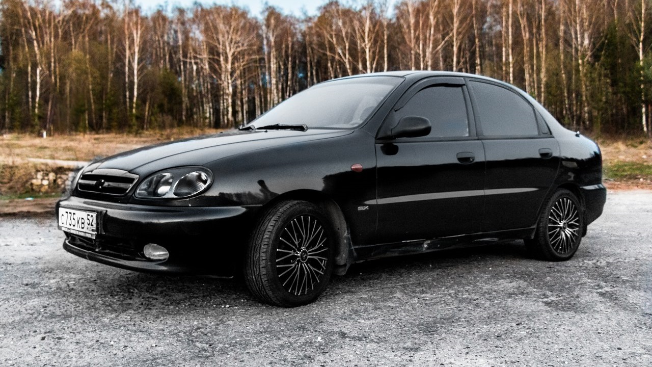 Daewoo lanos Black