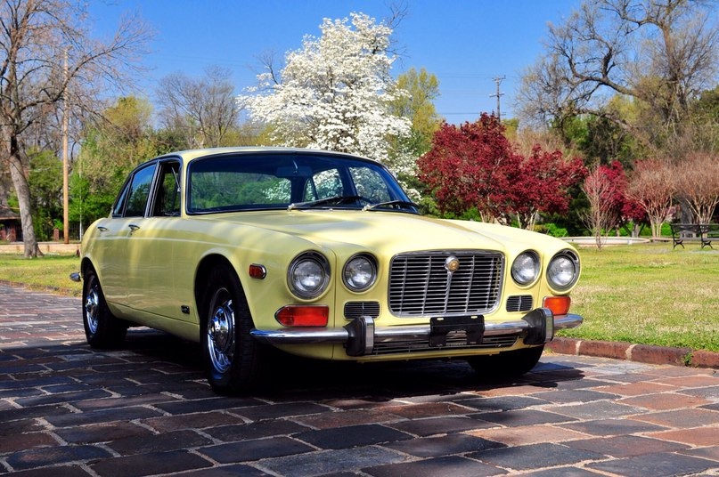 Jaguar xj6 1973