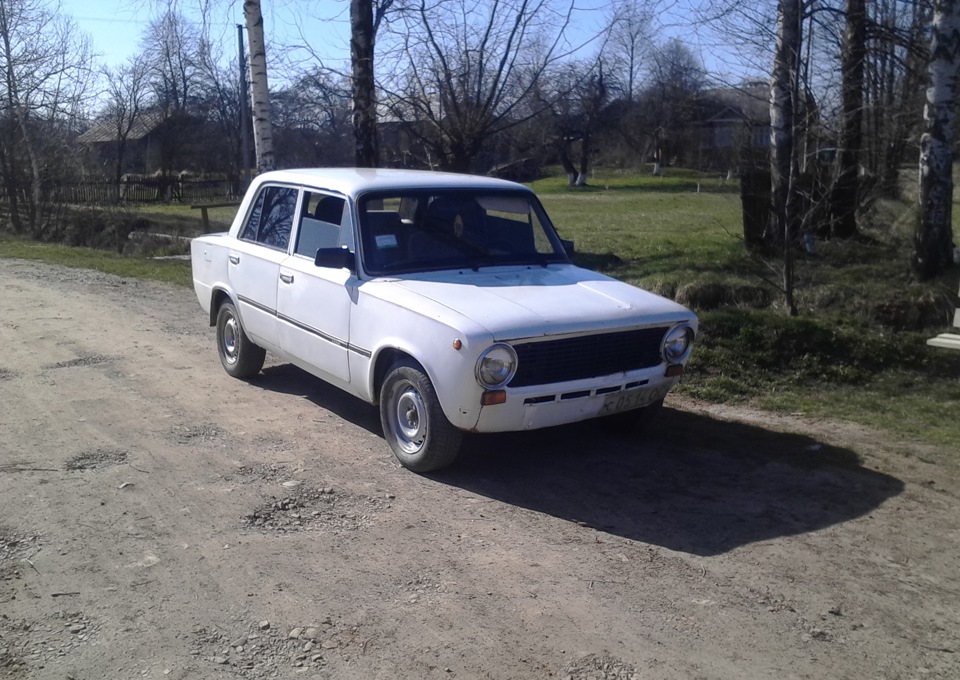 Не заводится))) — Lada 2101, 1,6 л, 1974 года | поломка | DRIVE2
