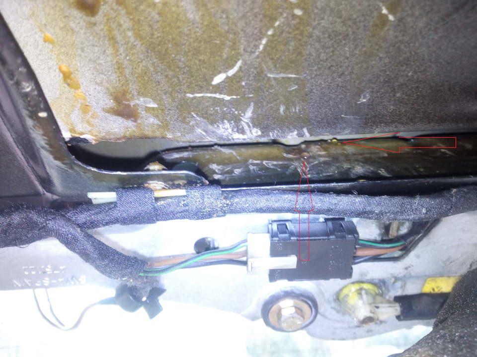 Течет крышка багажника — DRIVE2