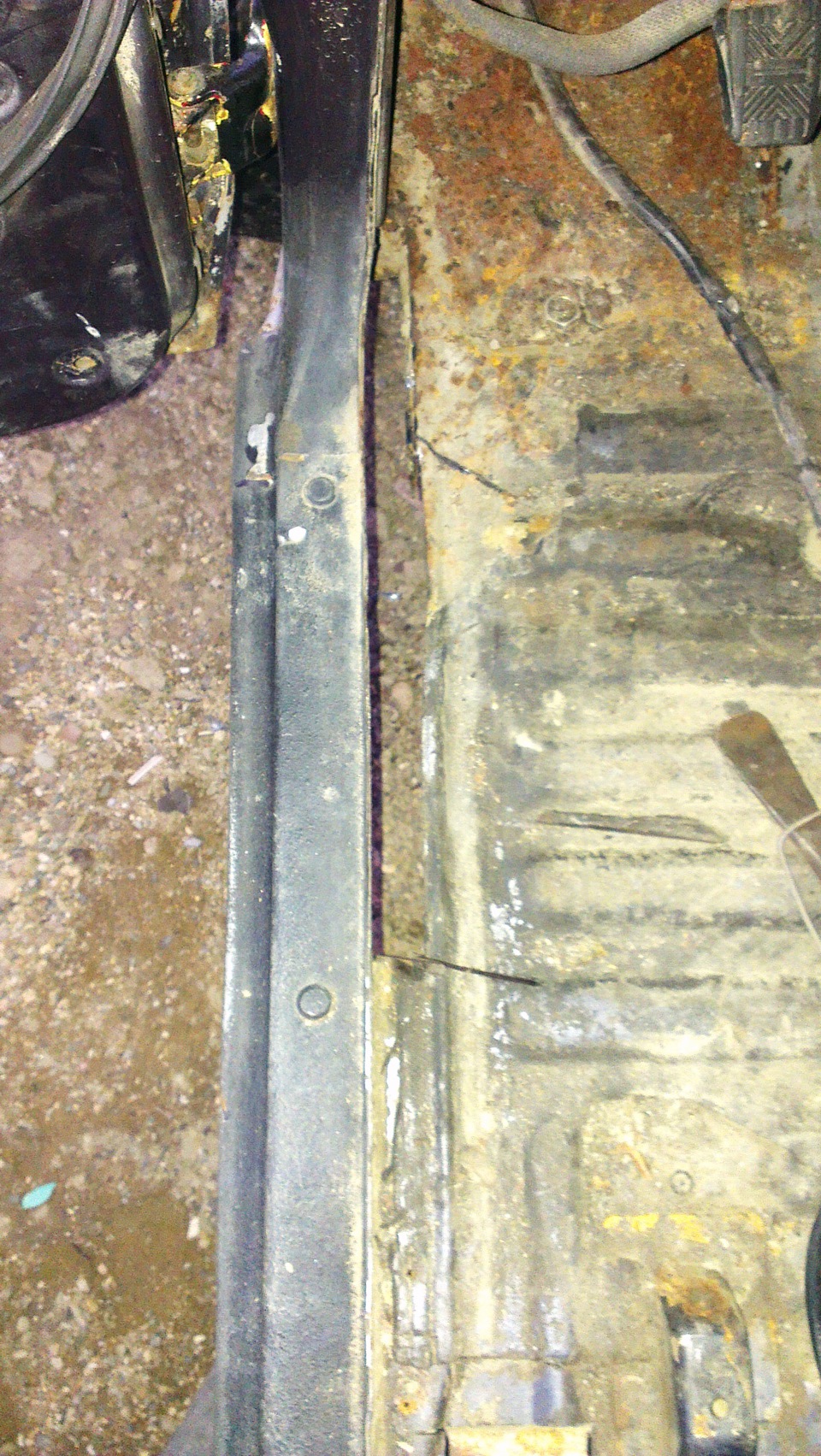 ремонт грузового отсека и латание дыр — Daihatsu Rocky (1G), 2,8 л ...