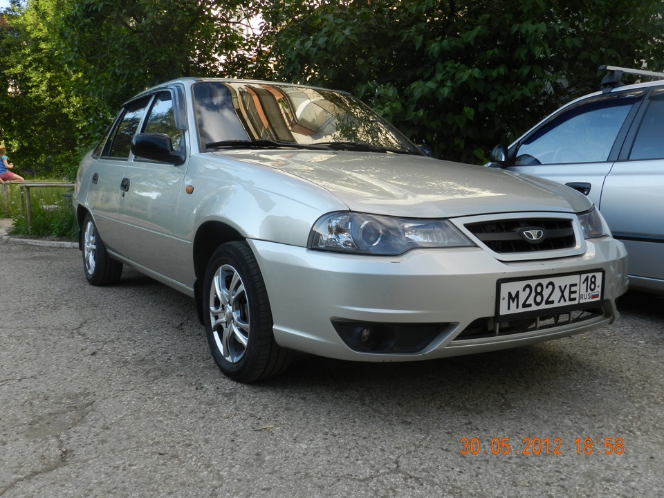 Nexia 2009. Daewoo Nexia 2009. Daewoo Nexia, 2009 серебристая. Дэу Нексия 2009 года. Шевроле Нексия 2009.