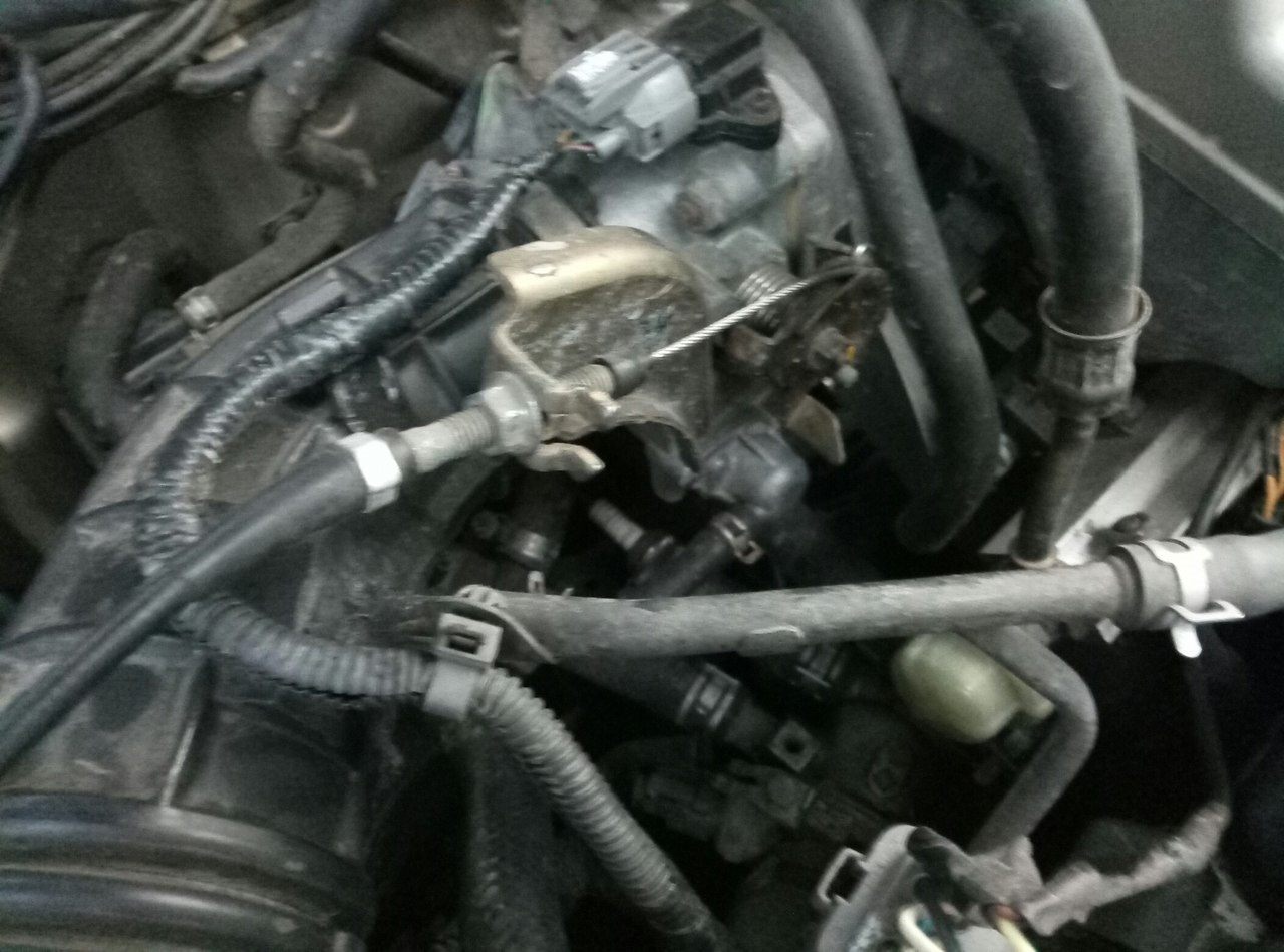 Патрубки и ищезновение антифриза — Honda CR-V (RD1, RD2), 2 л., 2001 ...