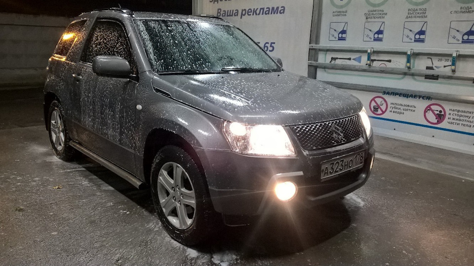 Suzuki Grand Vitara (2G) 1.6 бензиновый 2007 | две двери-четыре колеса ...