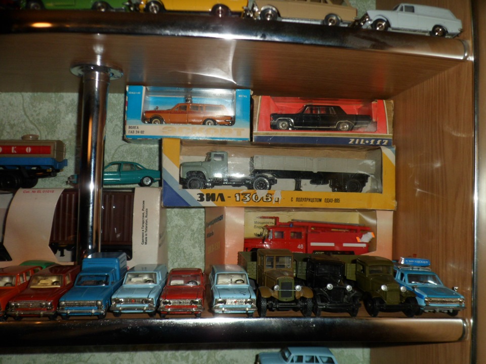 масштабные модели петербург. редкие модельки ссср. газ 3307 военный 1 43. инкотекс. 1 43 lst ваз 2103.