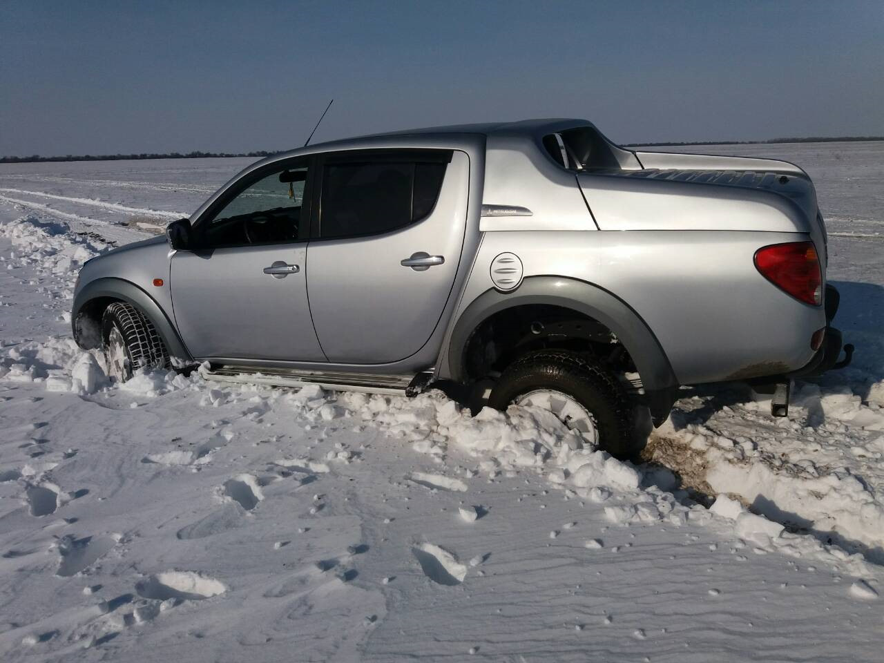 РЈС‚РѕРїРёР» Mitsubishi l200