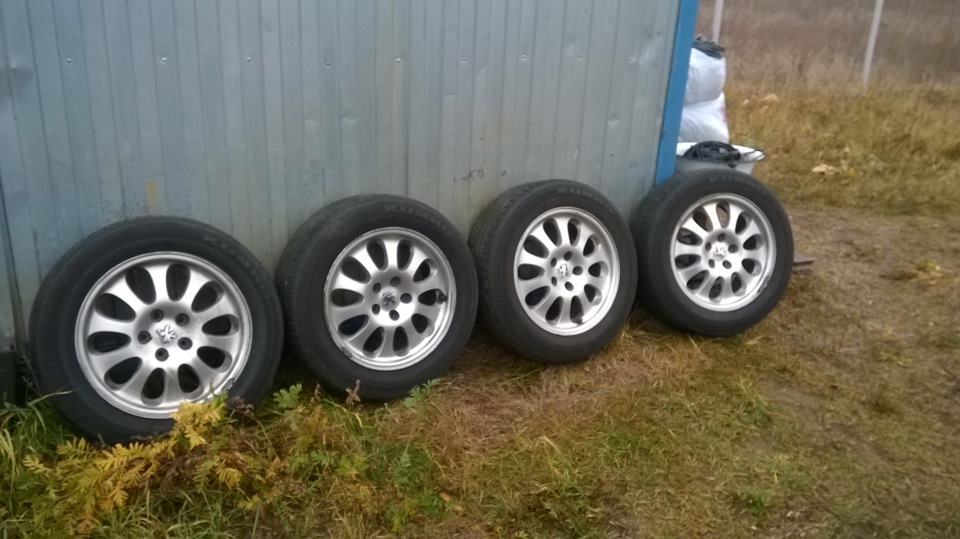 Подам диски и резину — Peugeot 607, 2,2 л, 2003 года | шины | DRIVE2