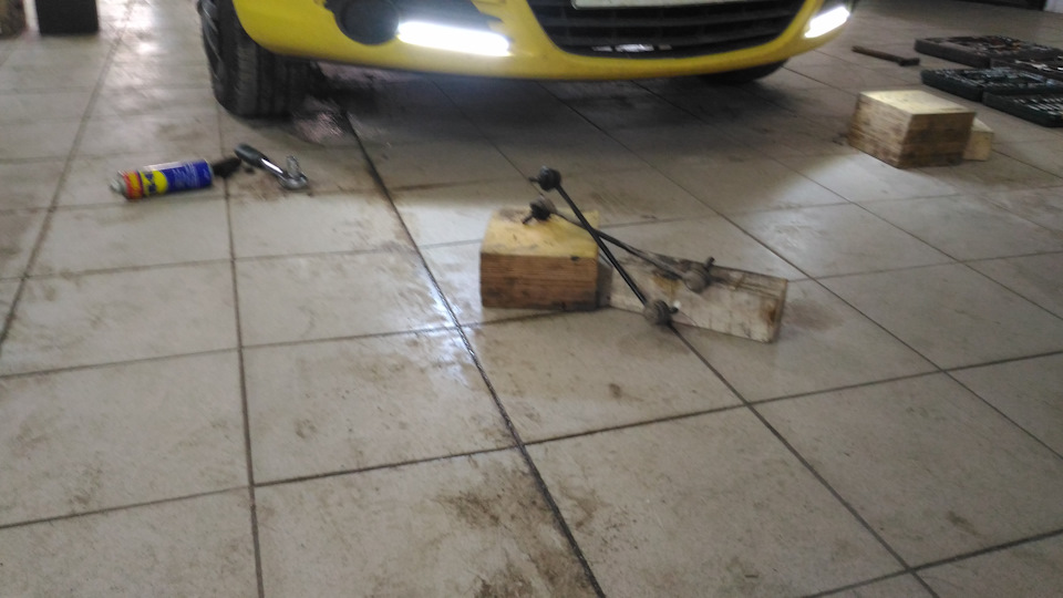 Тяги стабилизатора — Opel Corsa D, 1,2 л, 2008 года | своими руками ...