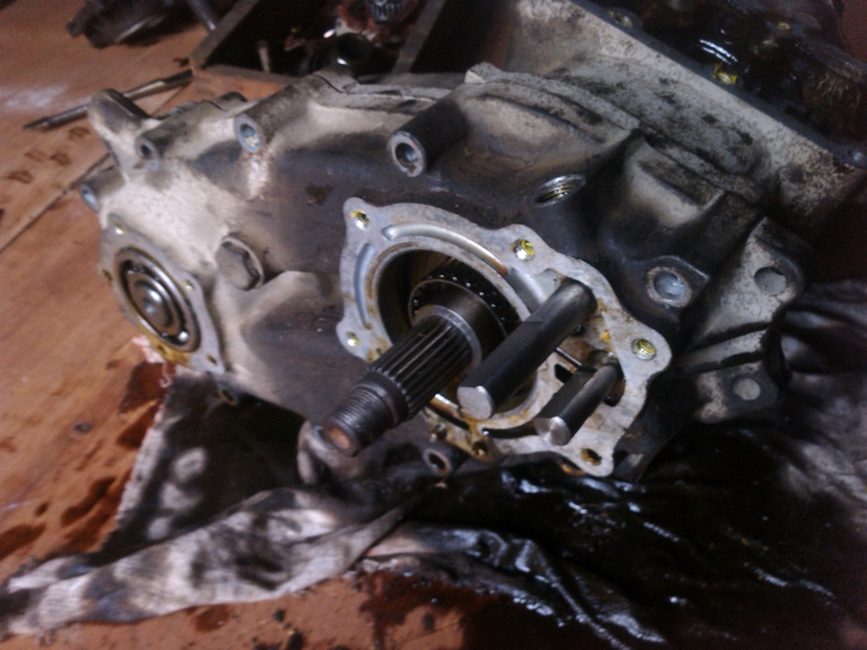 раздатка митсубиси делика. раздатка mitsubishi delica.