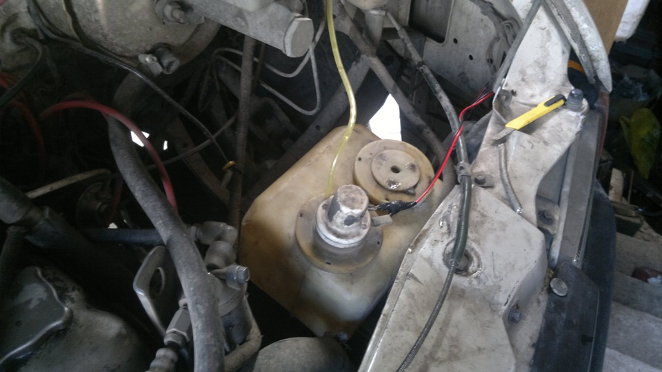 Омывательный бачок от классики — ГАЗ Газель, 2,5 л, 1999 года | тюнинг ...