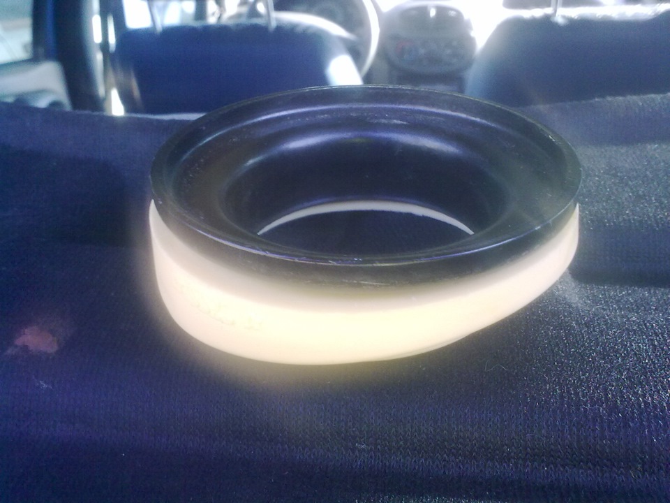 вот они с чашкой) — Lada Калина Универсал (1G)