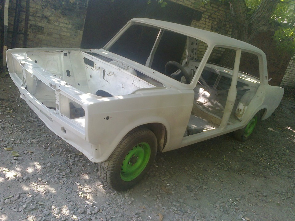 #2_наконец то всё зашкурил и по грунтовал — Lada 2107, 1,2 л, 1992 года ...