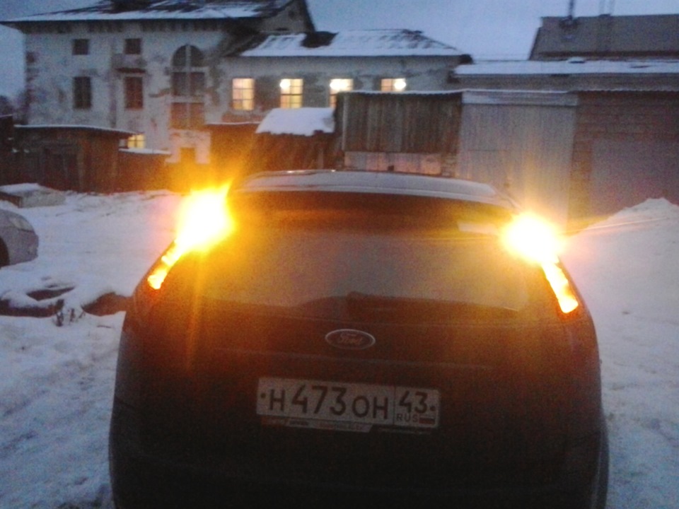 Давненько хотел такие фонари — Ford Focus Hatchback II, 2 л, 2006 года ...