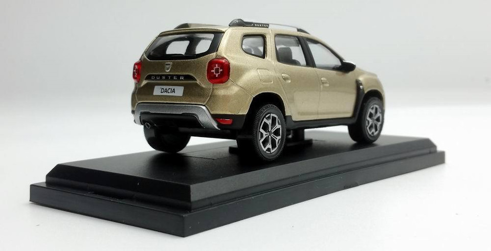 dacia duster norev