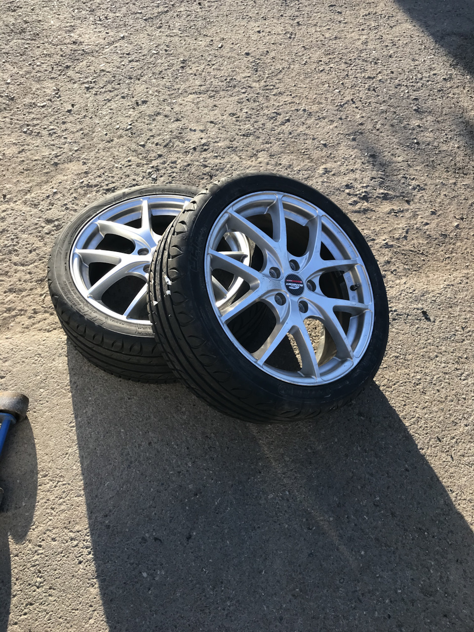 Колеса xxr 527. Диски р18 vmr. Диски шагун р18. Диски бмв р18. Nissan sunny r17 215 50.