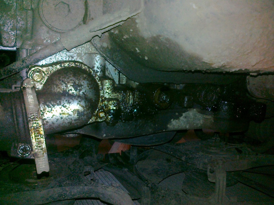 Устранение течи антифриза из под крышки термостата и масла из под ...