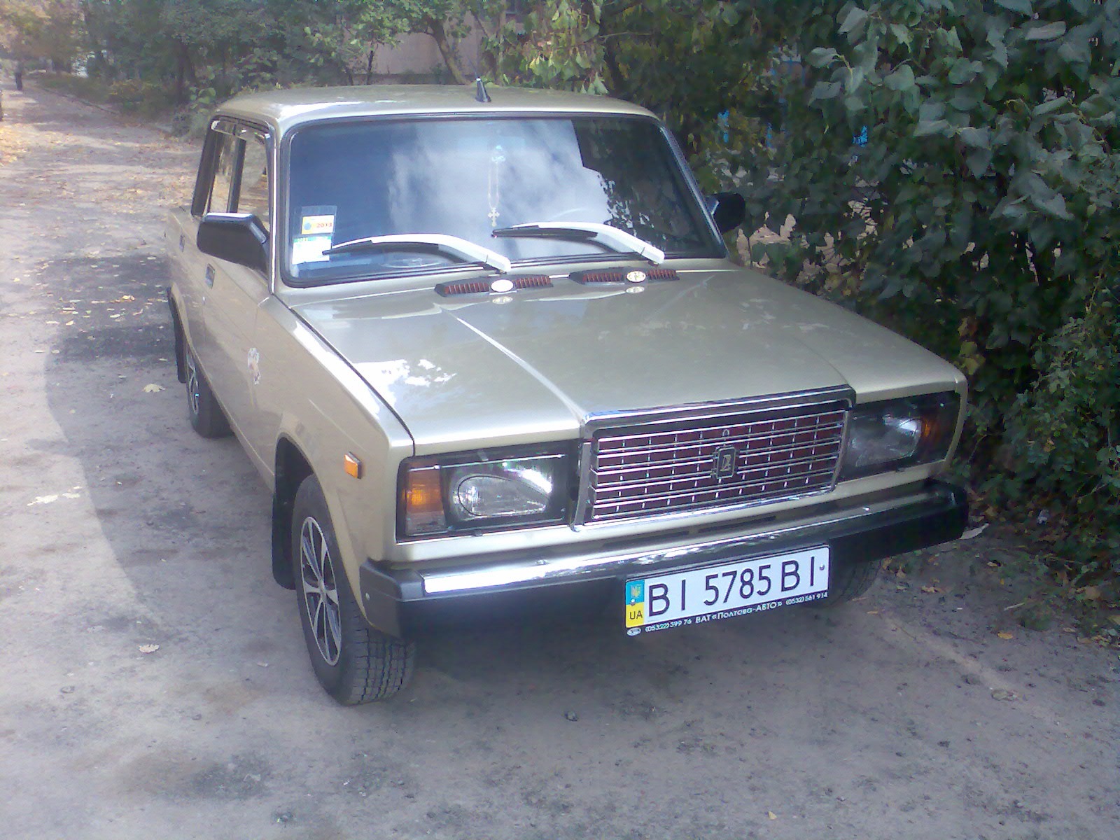 возле дома — Lada 21072, 1,3 л, 1989 года | фотография | DRIVE2