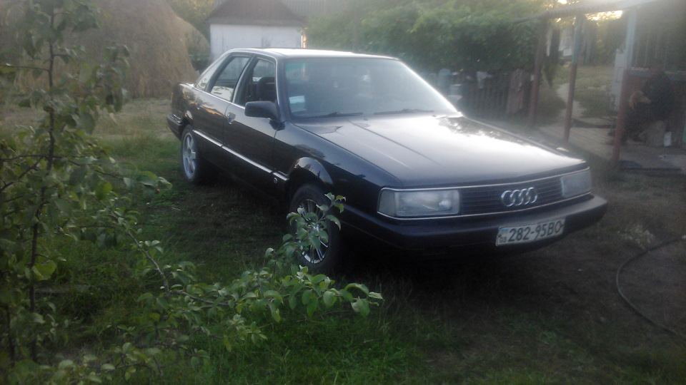 Фото в бортжурнале Audi 200 (C3)