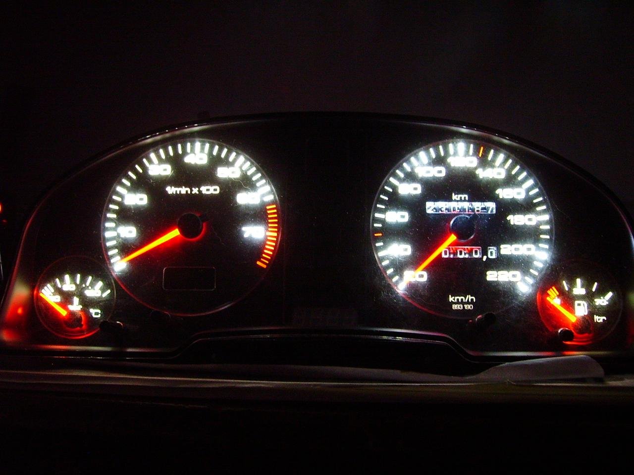 audi 80 щиток приборов audi 80 щиток приборов