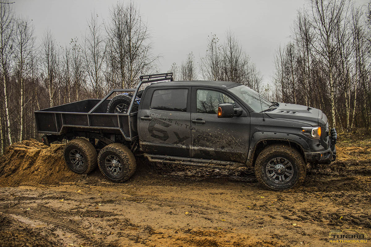 Тундра 3 в 1. Toyota Tundra 6x6. Тойота тундра 6 на 6. Toyota Tundra 6x6 Hercules. Тойота тундра 6х6 Геркулес.