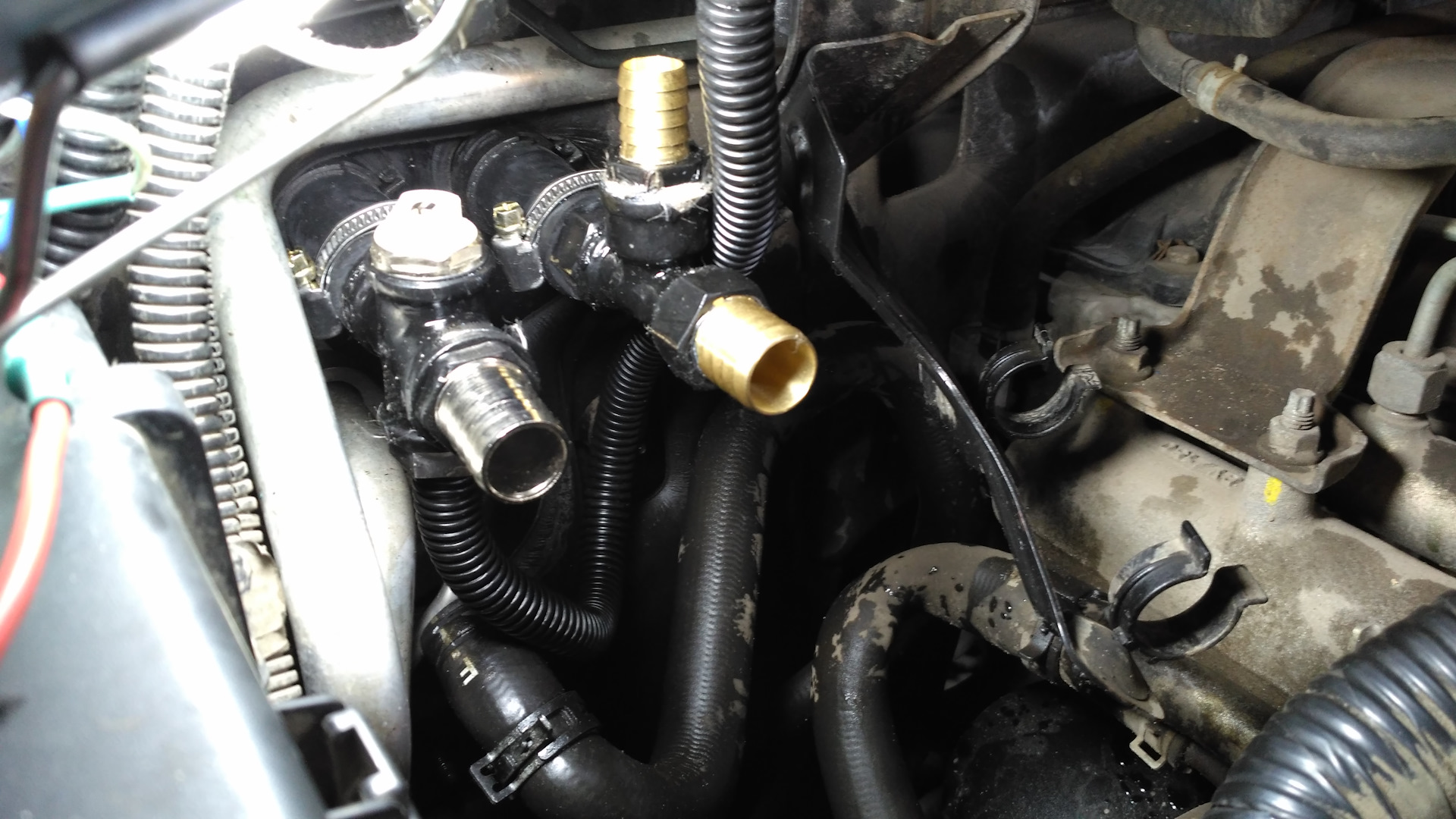 охлаждающая жидкость патфайндер. охлаждающая жидкость патфайндер. масло в антифризе. ниссан патфайндер 2008 расширительный бачок. Pathfinder 2/5 масляный теплообменник.