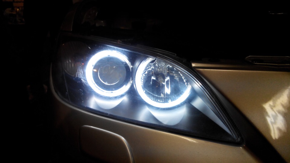 Mazda3 (ангельские глазки), BMW X5 (Ангельские глазки ...