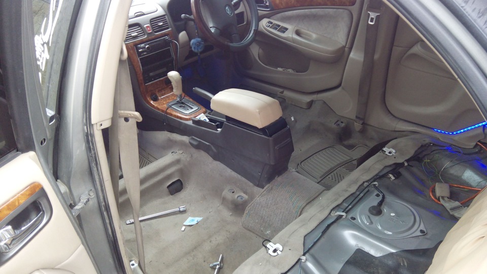 Как снять замок с блюберд силфи шумка начало - Nissan Bluebird Sylphy (G10), 2 л, 2001 года автозвук DRIVE2