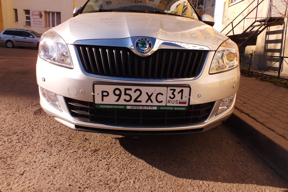 парктроник! — Skoda Fabia Mk2, 1,4 л, 2012 года | электроника | DRIVE2