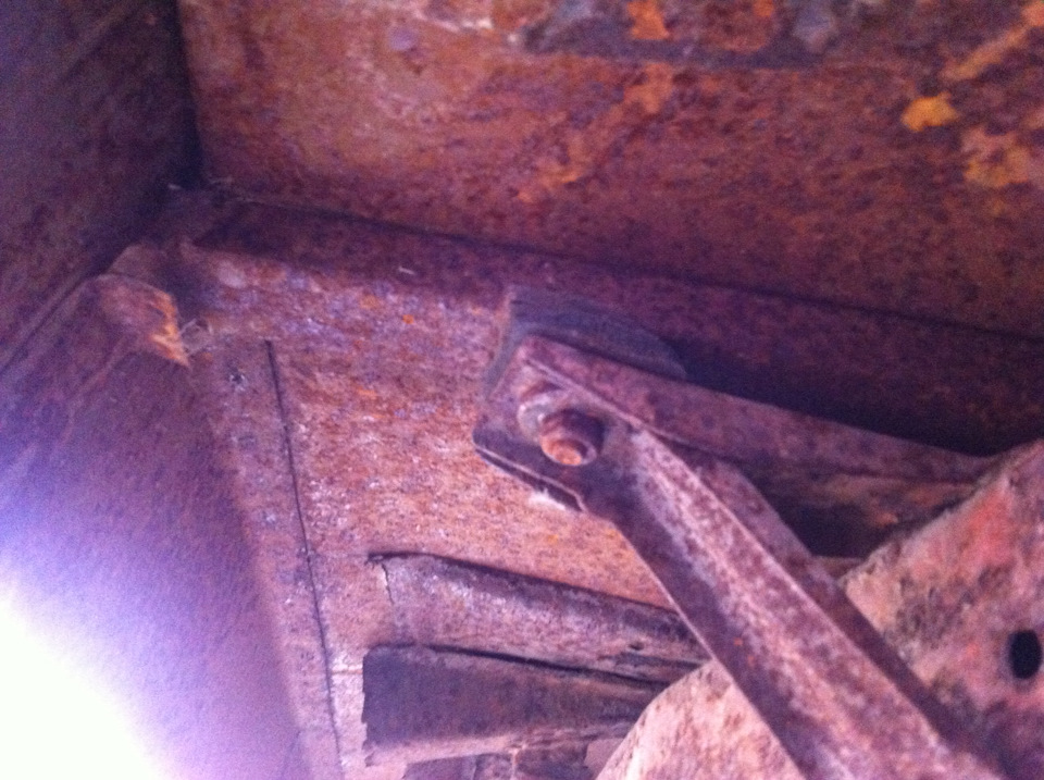 Как ржавеет кузов — Ford Granada Mark I, 4,4 л, 1972 года | своими ...