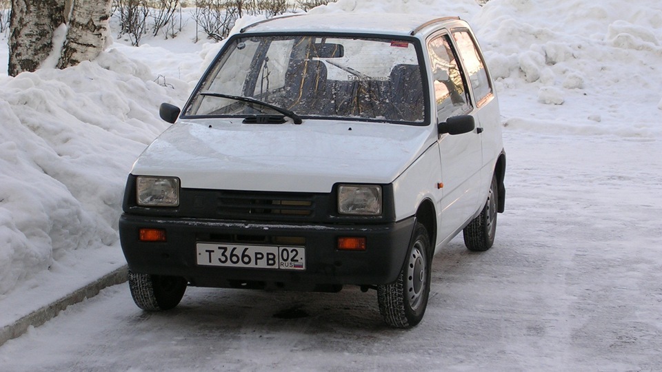 Белая ока. ВАЗ-11113 Lada Oka. ВАЗ 1111 Ока белая. Ока 1111 белая. ВАЗ 11113 белый цвет.