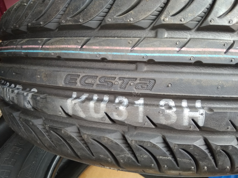 Kumho Ecsta SPT ku31. Yokohama Ecsta SPT ku31. Kumho Ecsta SPT ku31 355/35r18. Коврики Кумхо.