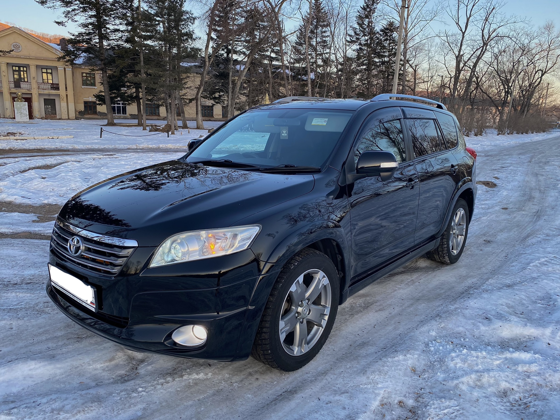 Рейлинги — Toyota RAV4 (III), 3,5 л, 2009 года | стайлинг | DRIVE2