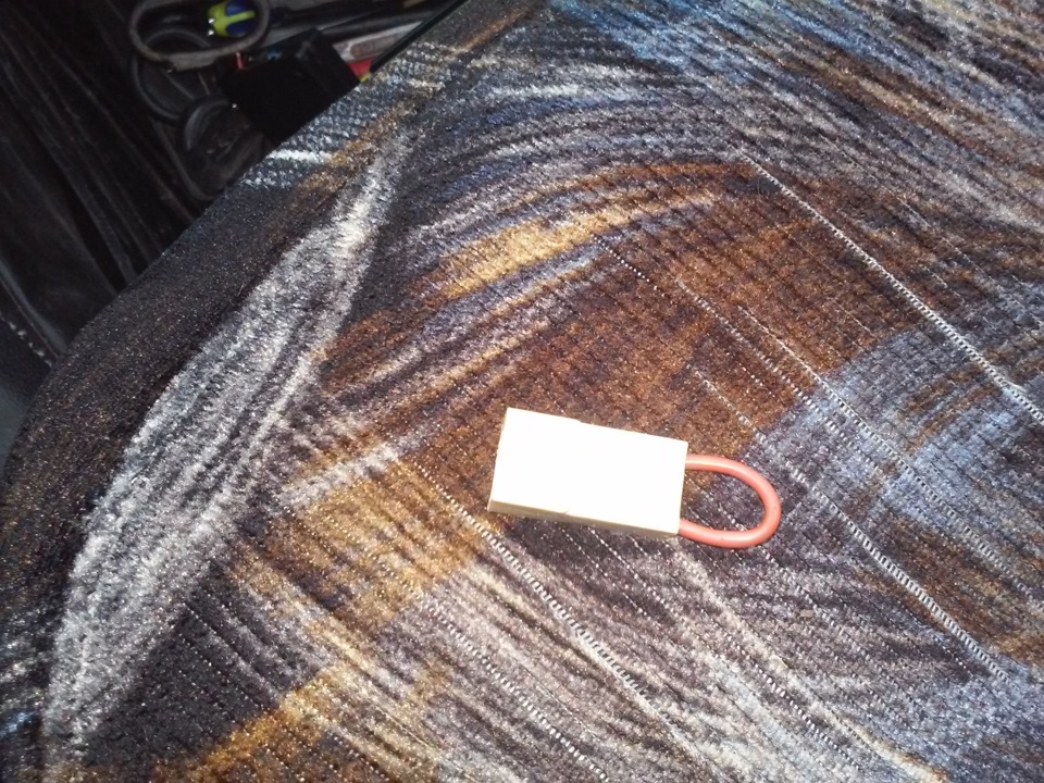 Убрал за ненадобностью регулятор яркости панели приборов. — Lada 21074 ...