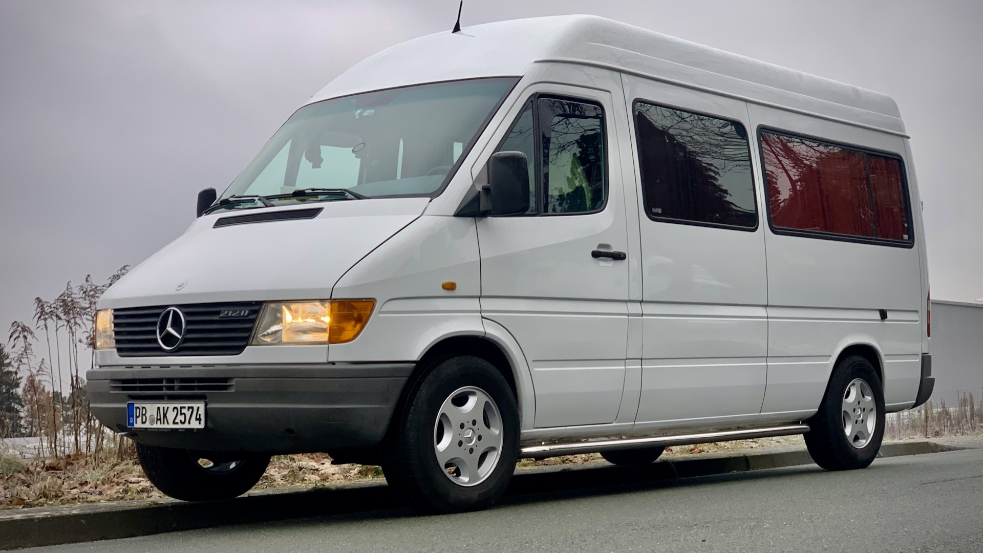 Mercedes-Benz Sprinter (1G) 2.9 дизельный 1996 | W902 «Круизный лайнер» на  DRIVE2