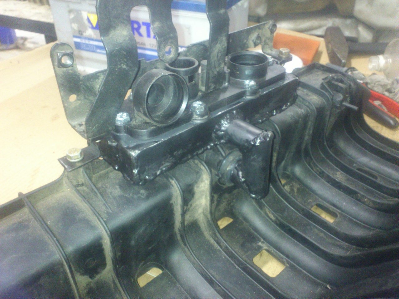 Впуск м30б35. Впускной коллектор м20б20. Впуск м50б25. Впуск м52. Коллектор bmw m50b25.