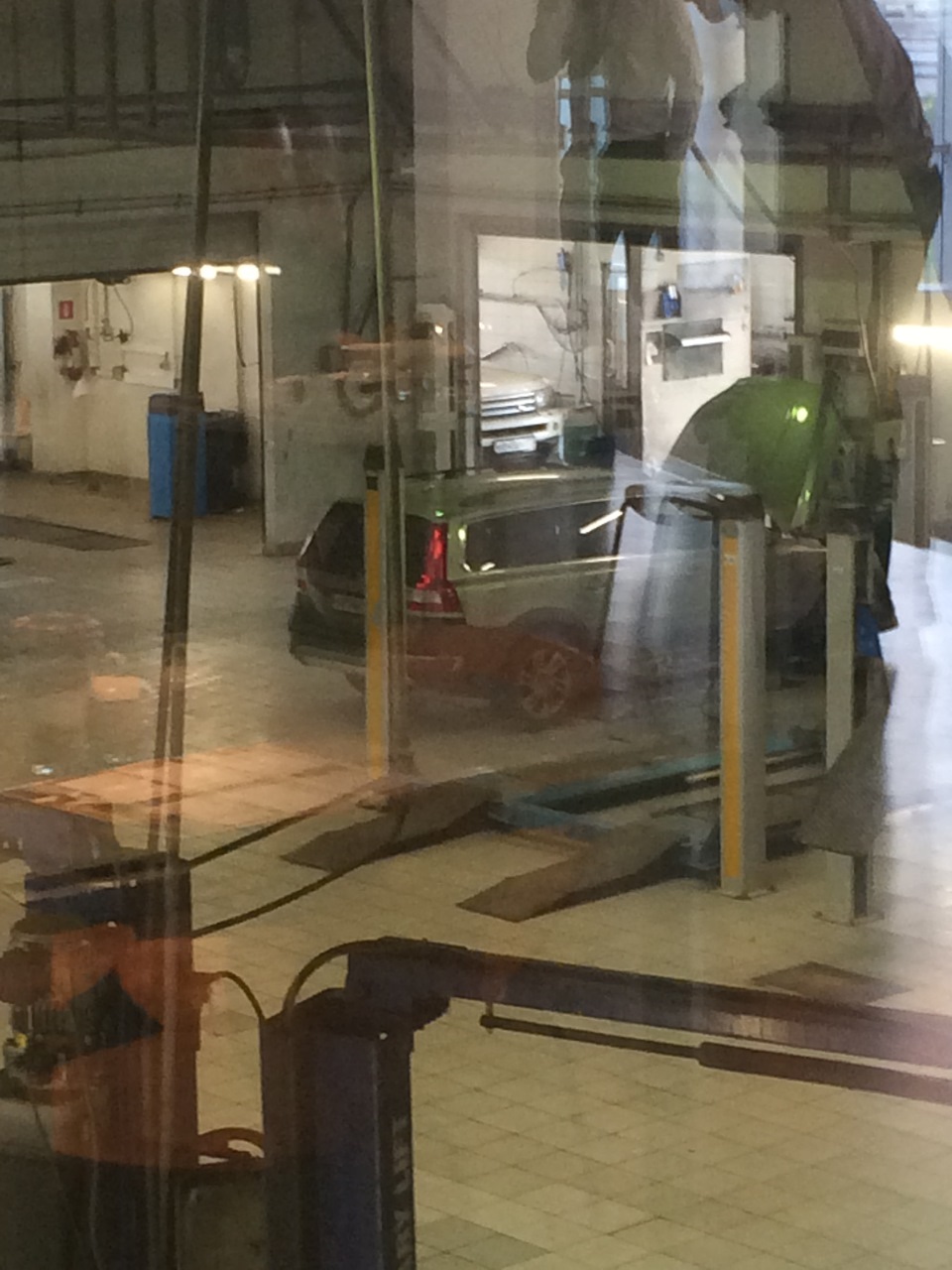 Volvo service 2.0 — Volvo XC70 III, 2,4 л, 2011 года | визит на сервис ...