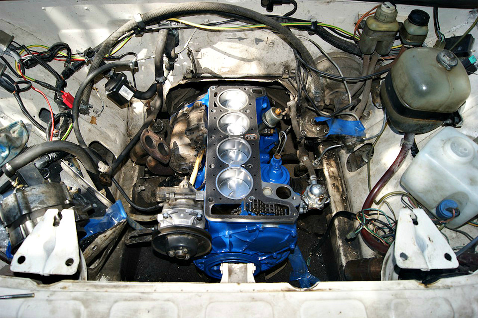 90# Капитальный ремонт двигателя ч.6 / Покраска блока, установка на ...