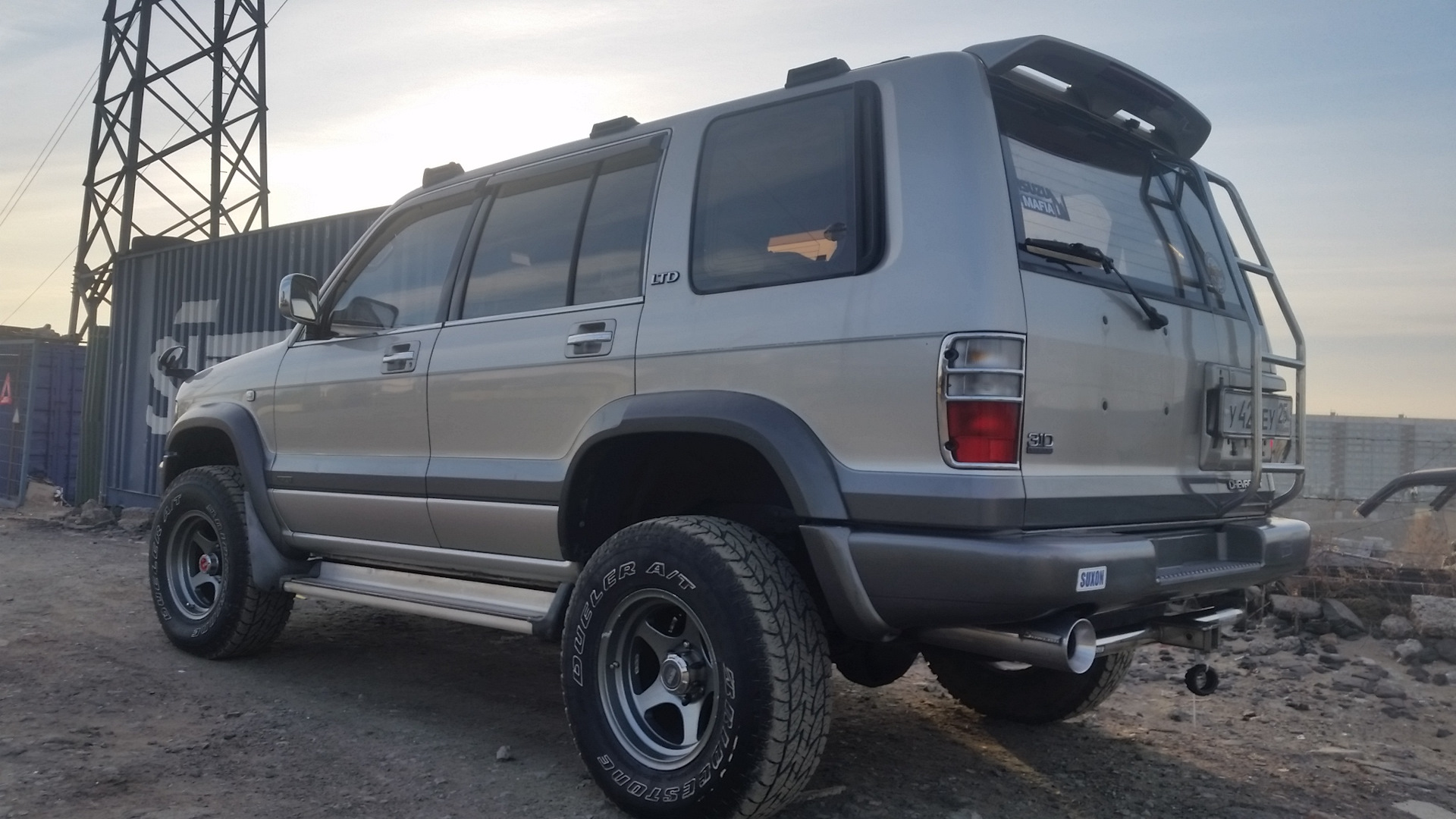 Isuzu Bighorn off Road