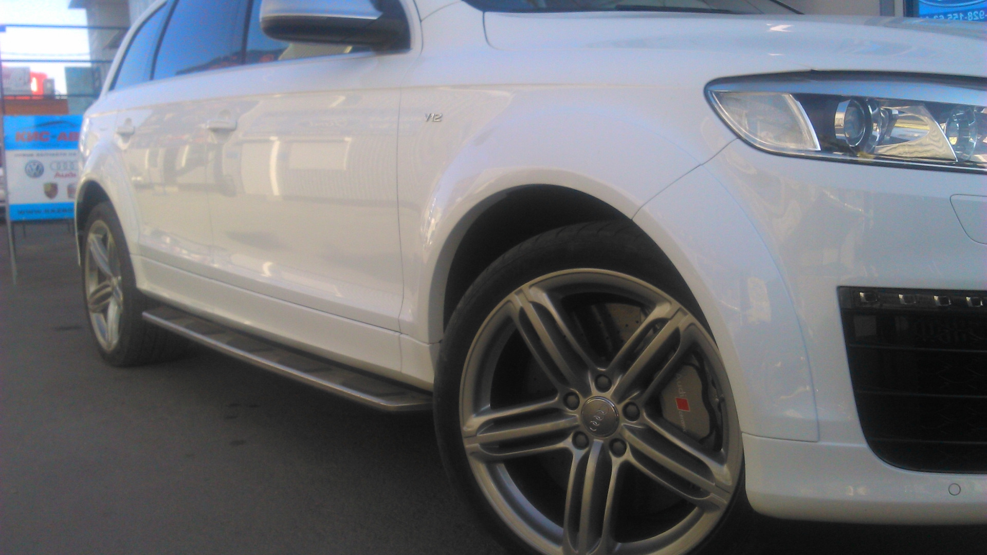 замена подножки audi q7 замена подножки audi q7
