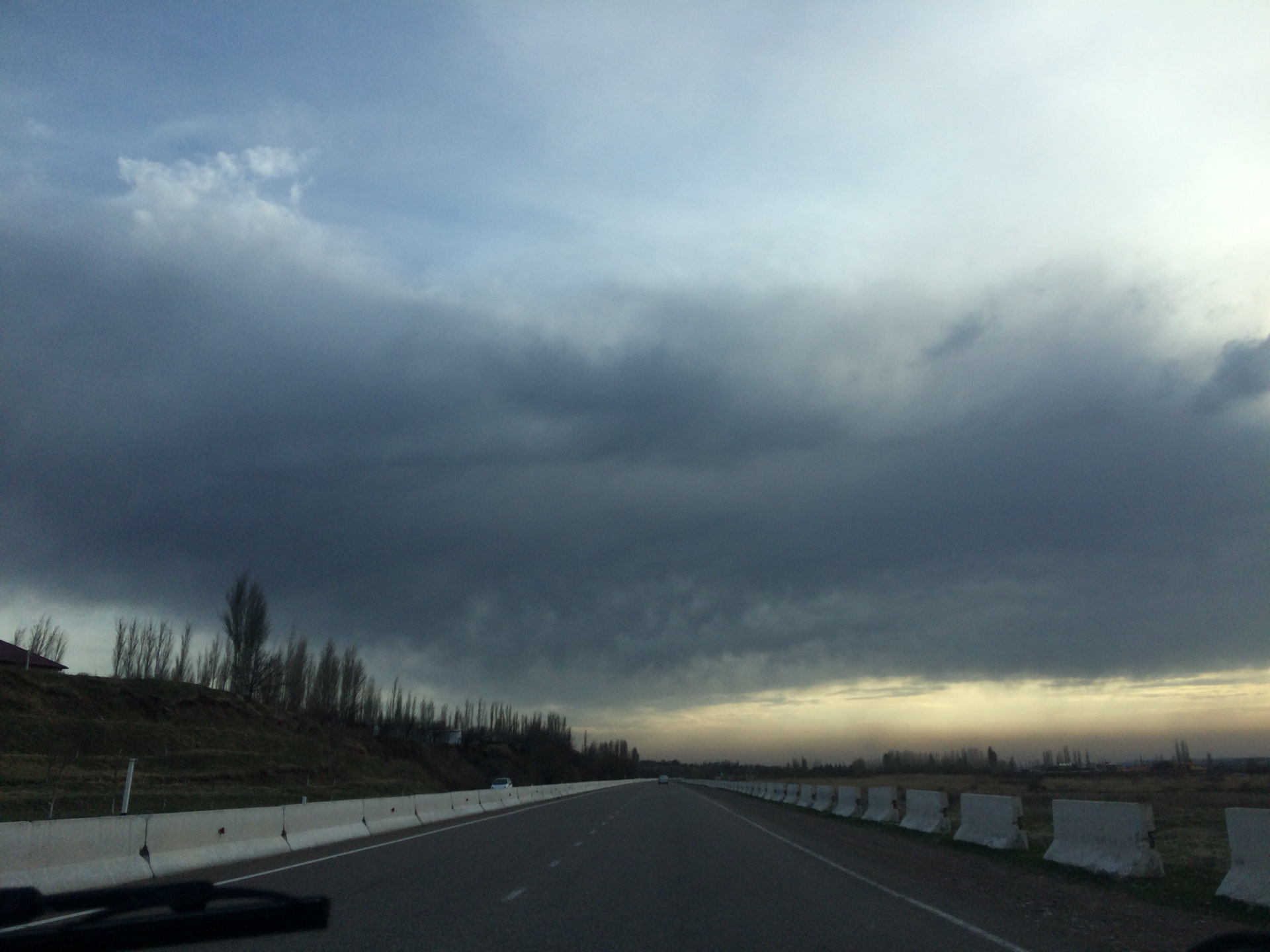 В горы — Mercedes-Benz W123, 2,5 л, 1985 года | покатушки | DRIVE2