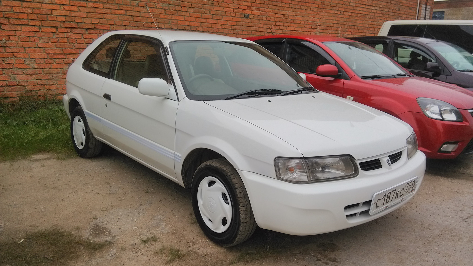 Toyota Corolla II (5G) 1.3 бензиновый 1999 | Настоящий японский цвет на  DRIVE2