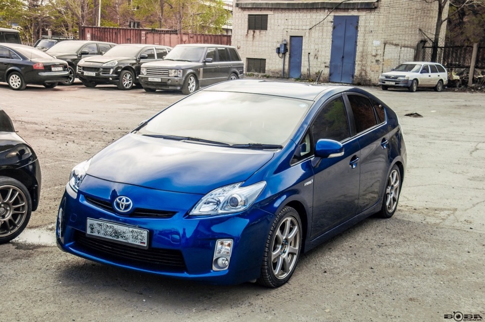 Prius 35 чёрный