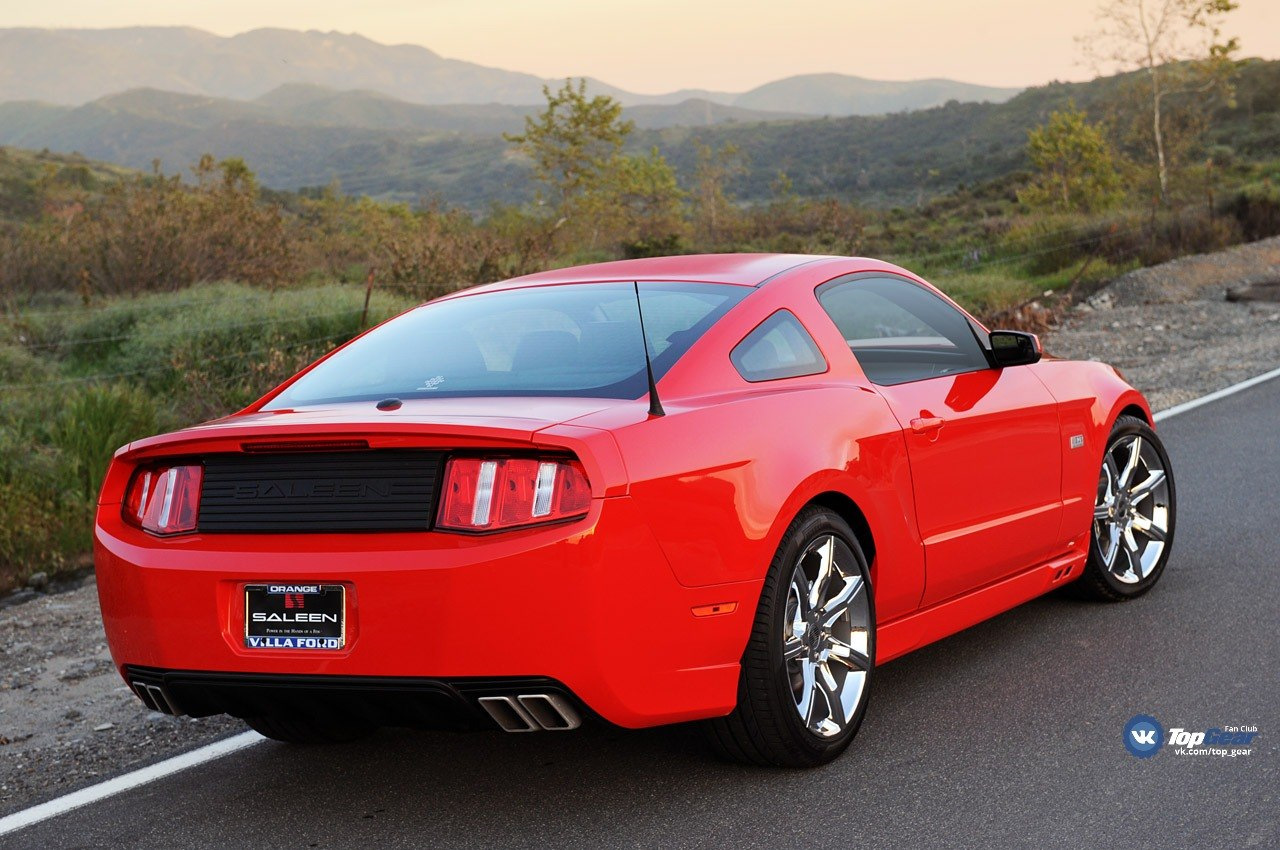 Ford mustang drive2