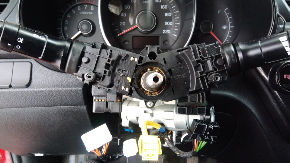 Кнопки на руль или теперь Комфорт + ! — KIA Rio (3G), 1,4 л, 2012 года ...