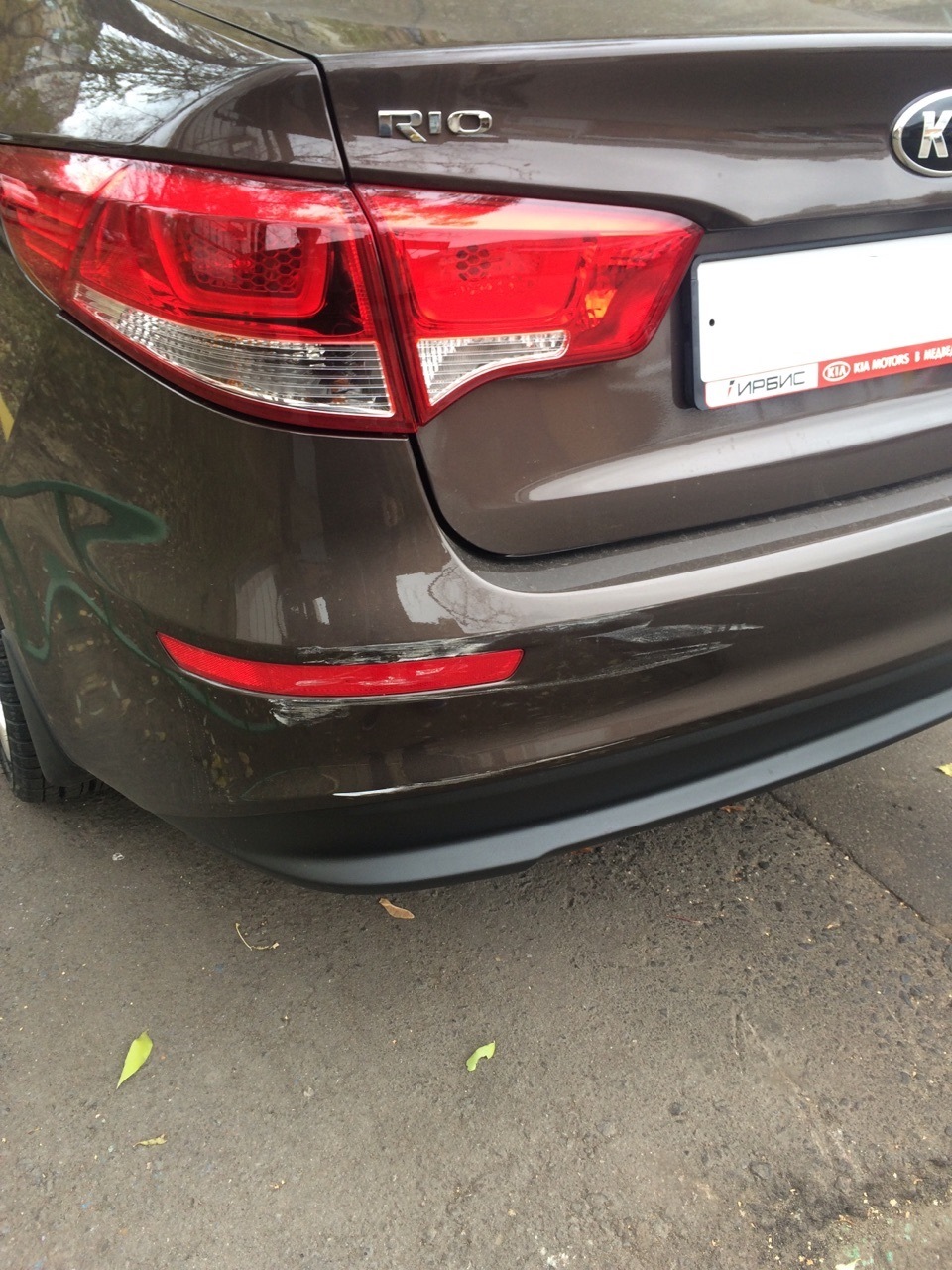 Эххх…притерли бампер чуток — KIA Rio (3G), 1,6 л, 2015 года | ДТП | DRIVE2