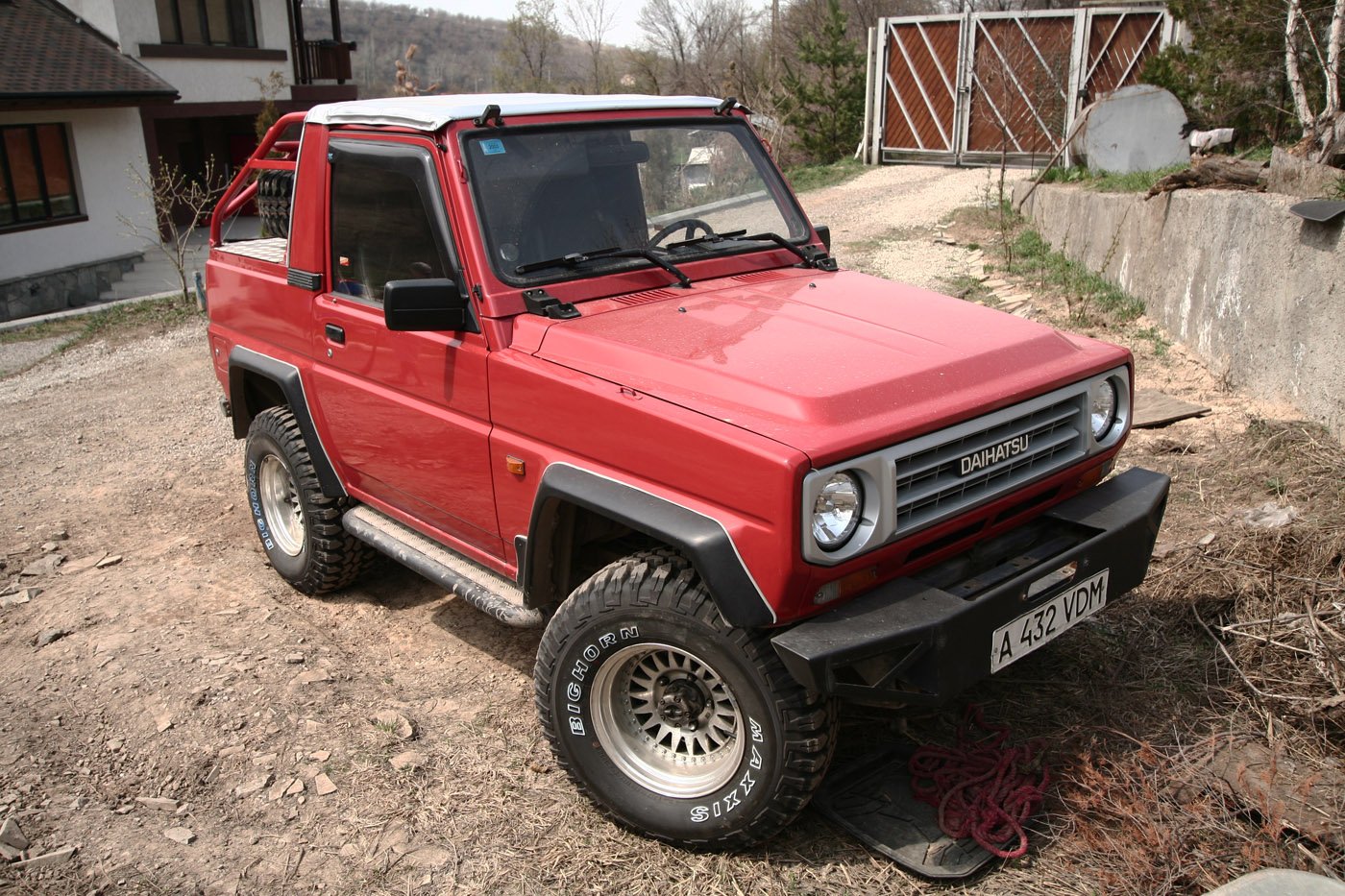 Daihatsu rocky фото