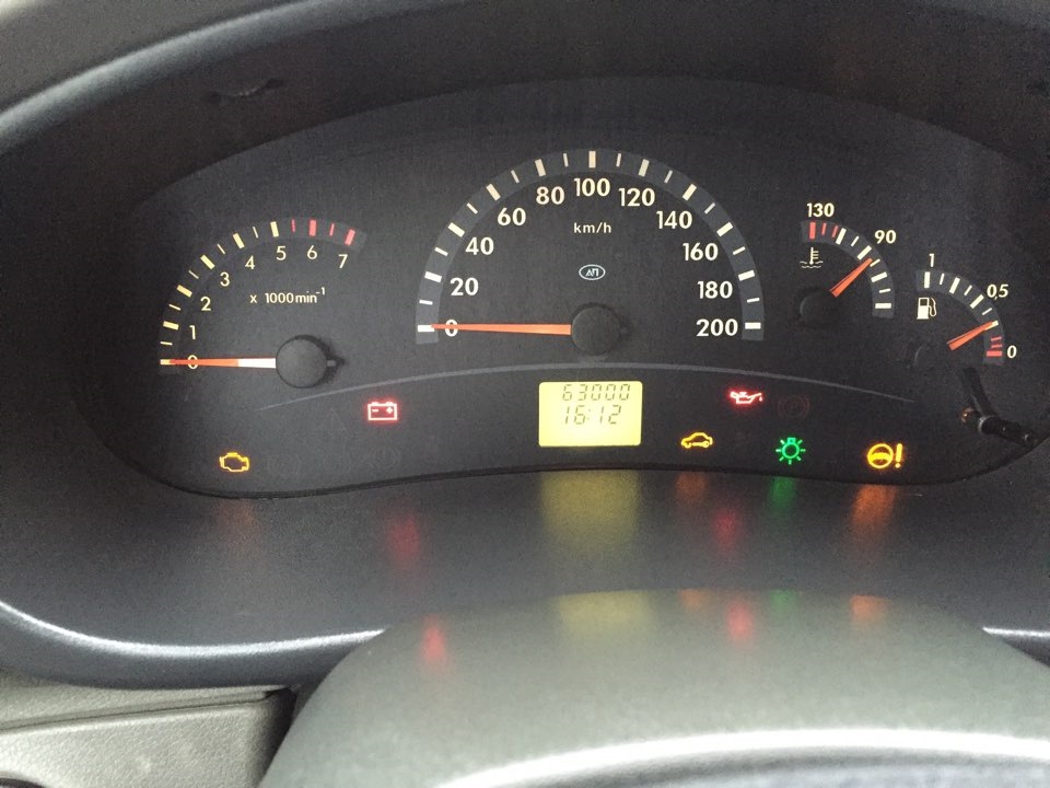 63 000 — Lada Калина Хэтчбек (1G), 1,4 л, 2010 года | наблюдение | DRIVE2