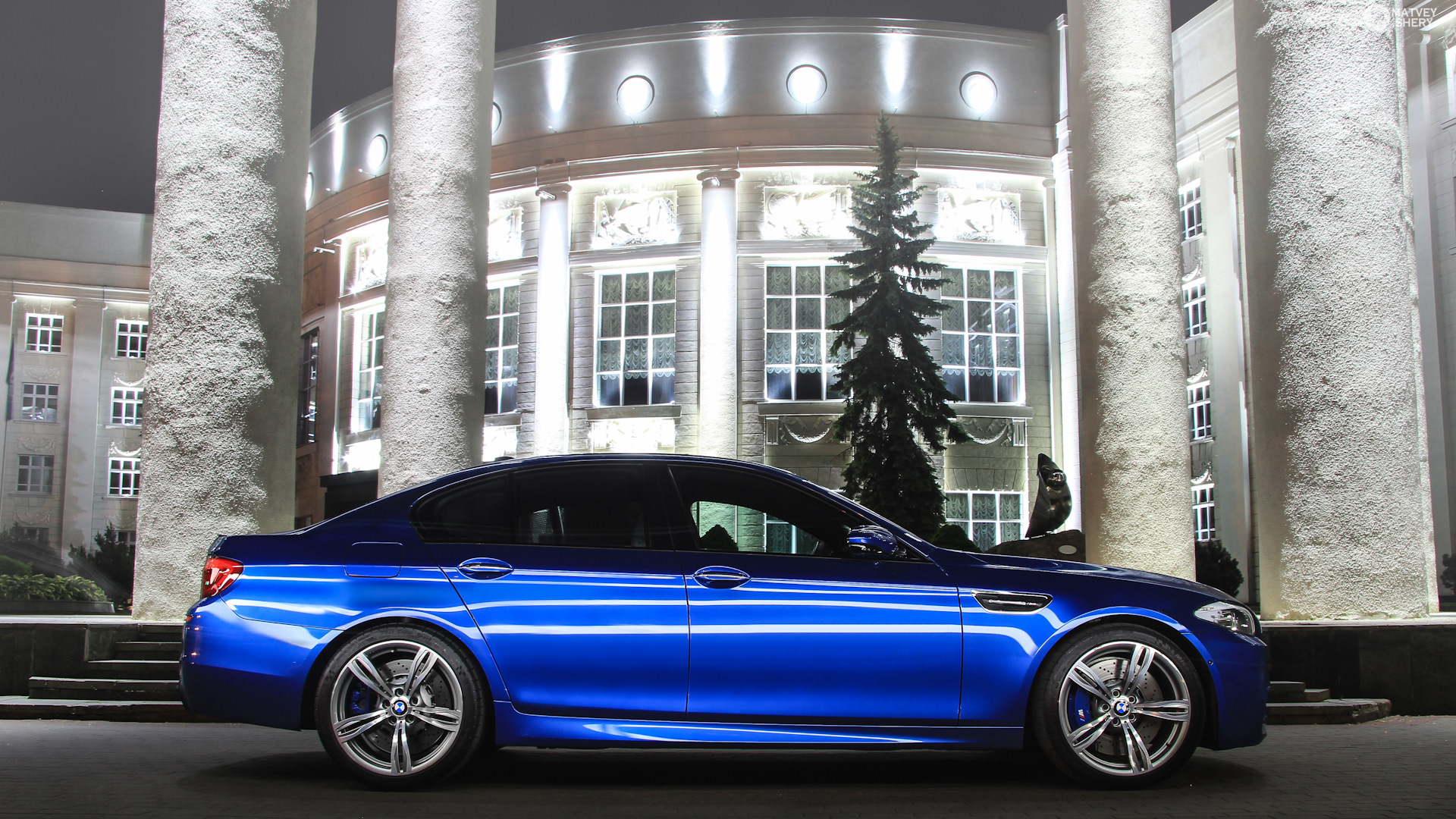 BMW m5 f10 Monte Carlo Blue